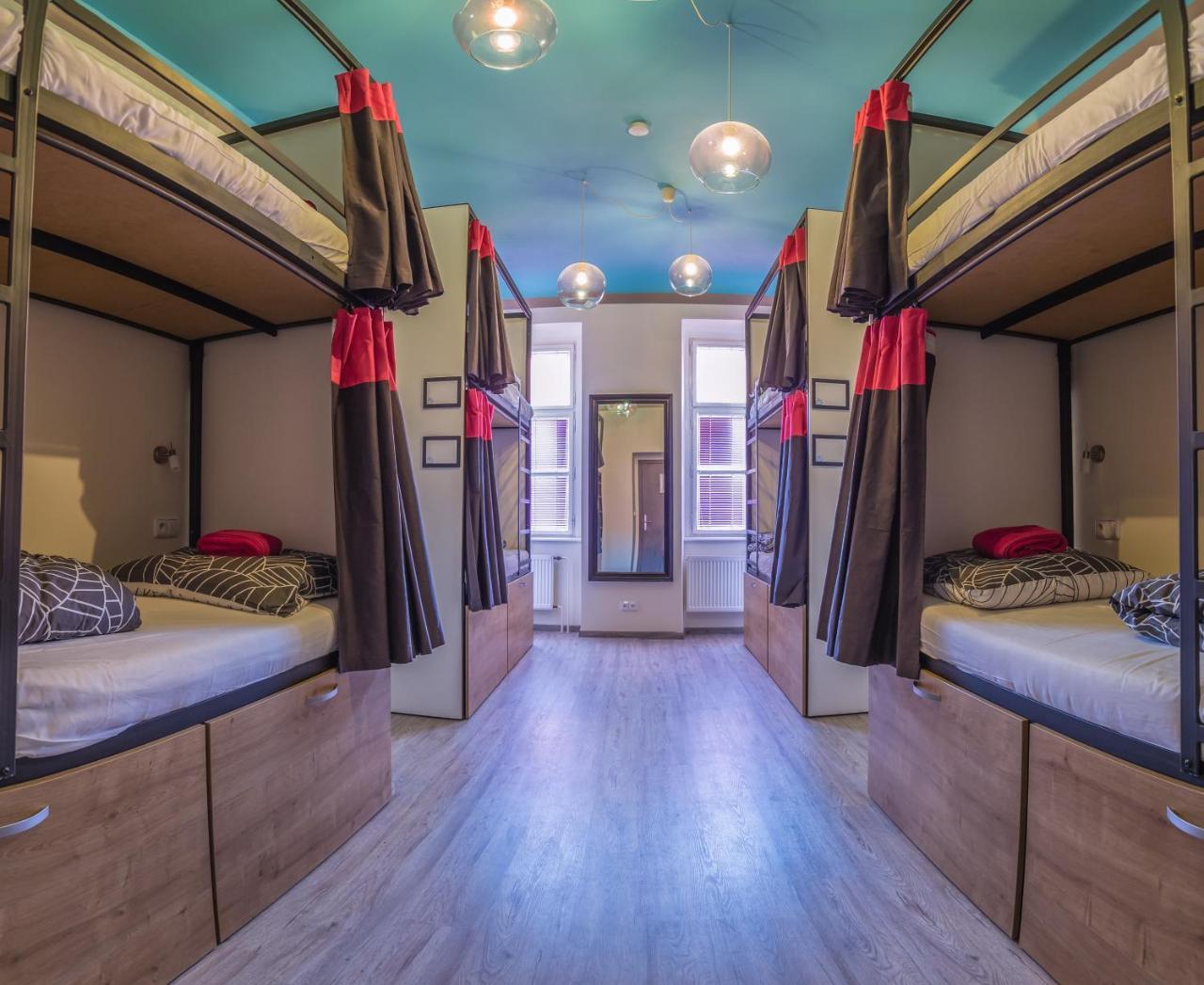 The Roadhouse Prague Hostel Luaran gambar